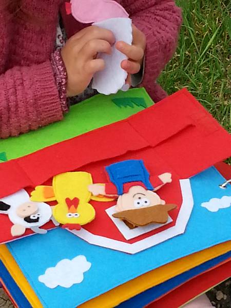 Aprender jugando: libros sensoriales para bebés!